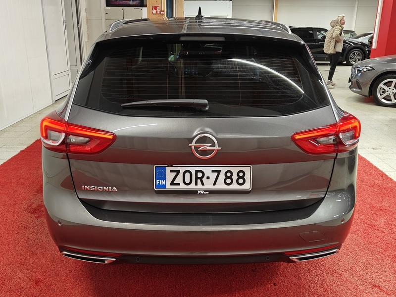Opel Insignia vaihtoauto