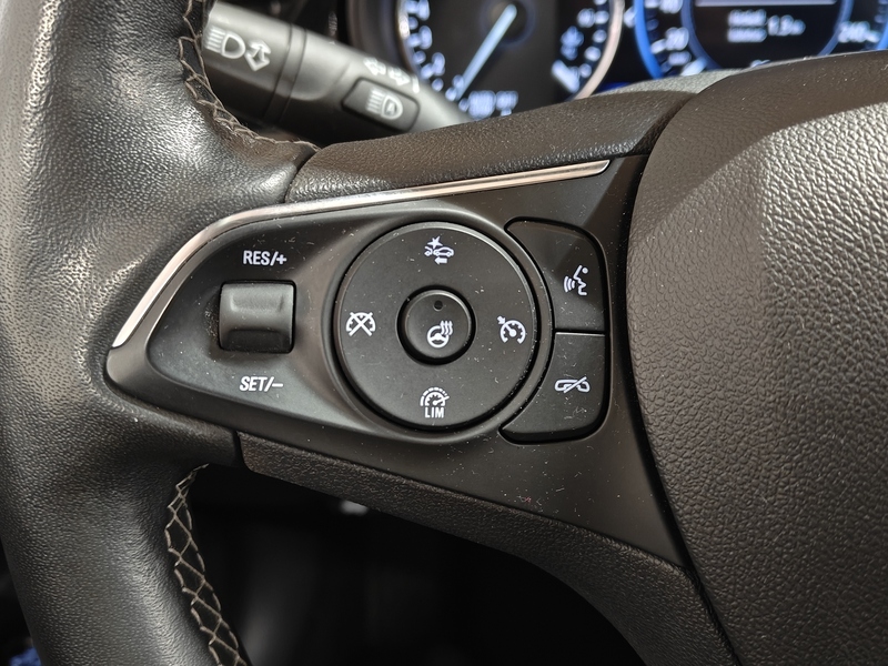 Opel Insignia vaihtoauto