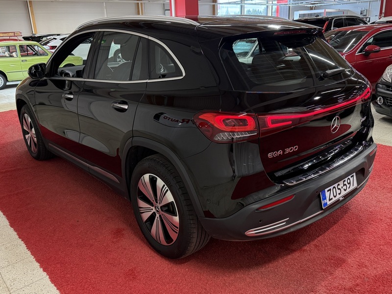 Mercedes-Benz EQA vaihtoauto