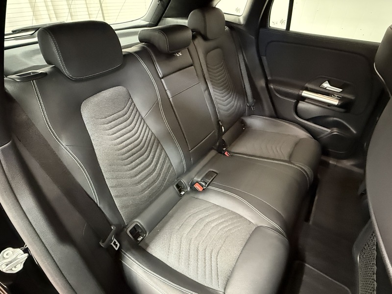 Mercedes-Benz EQA vaihtoauto