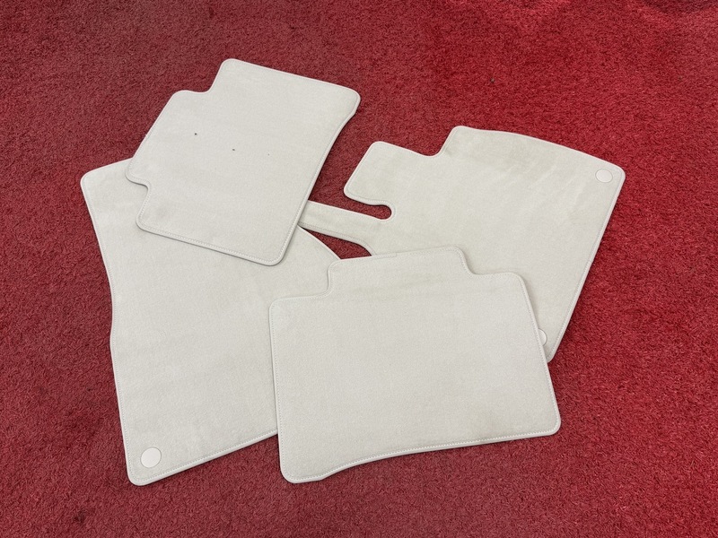 Mercedes-Benz EQS vaihtoauto