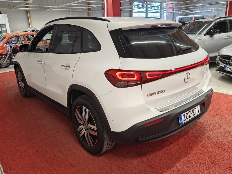 Mercedes-Benz EQA vaihtoauto