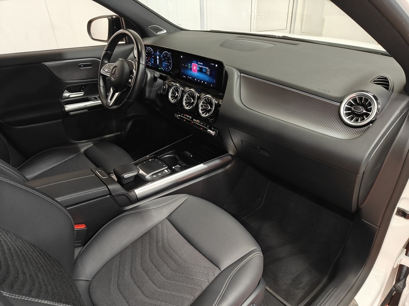 Mercedes-Benz EQA vaihtoauto
