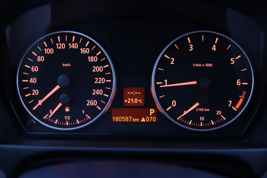 BMW 320 vaihtoauto