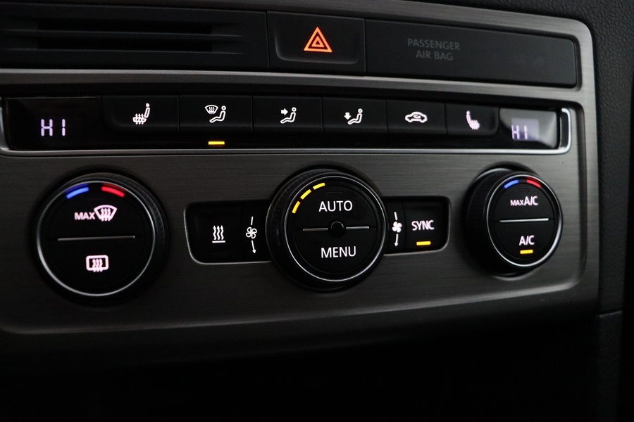 Volkswagen Golf Sportsvan vaihtoauto