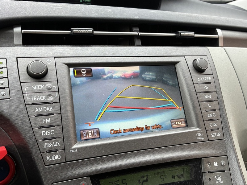 Toyota Prius PHEV vaihtoauto