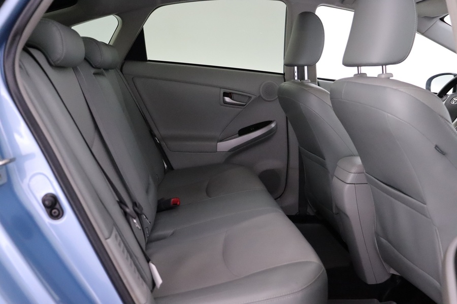 Toyota Prius Plug-in vaihtoauto