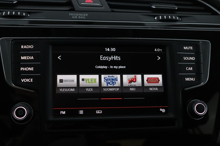 Volkswagen Touran vaihtoauto