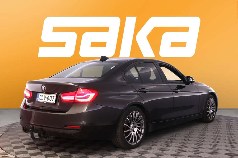 BMW 330 vaihtoauto