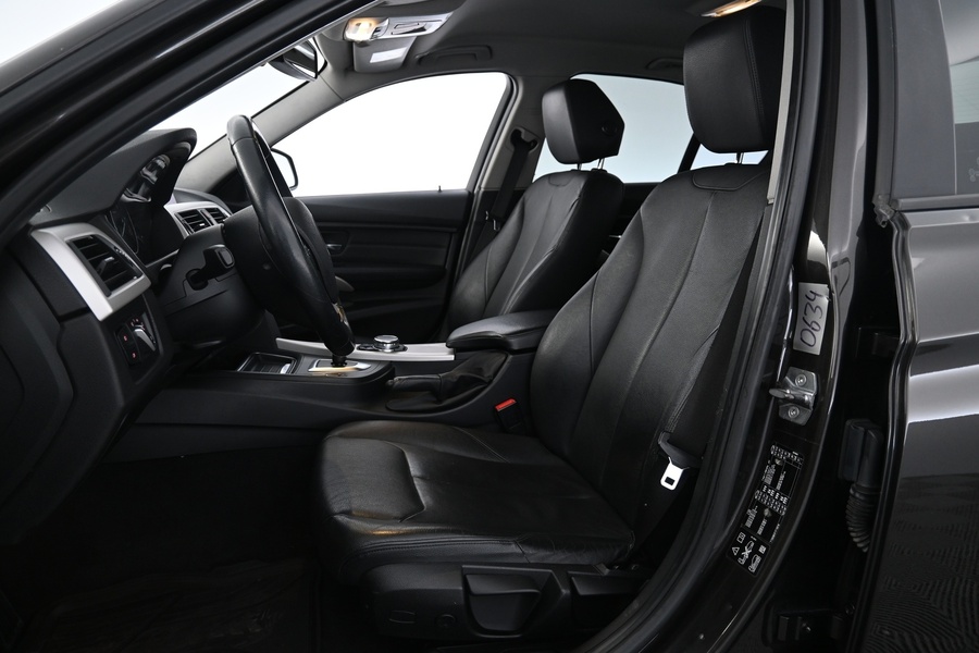 BMW 330 vaihtoauto