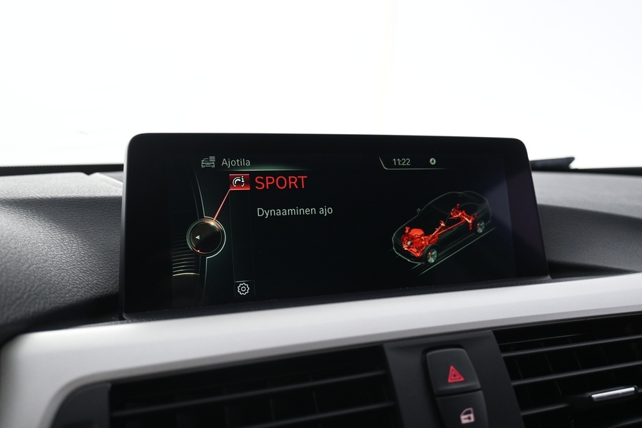BMW 330 vaihtoauto
