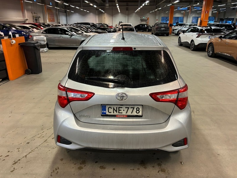 Toyota Yaris vaihtoauto