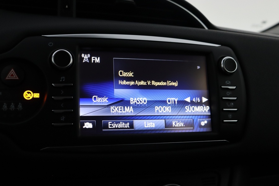 Toyota Yaris vaihtoauto