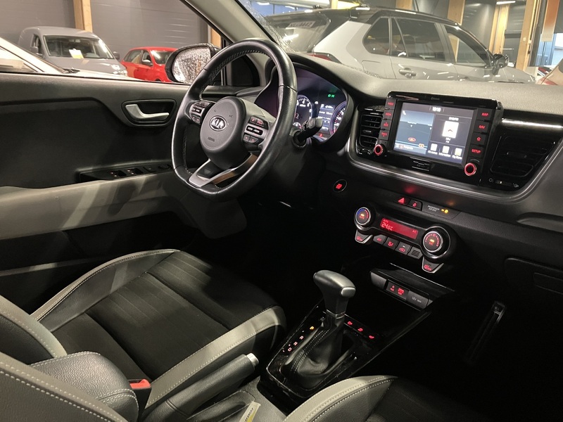 Kia Stonic vaihtoauto