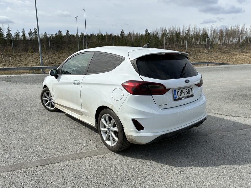 Ford Fiesta Van vaihtoauto