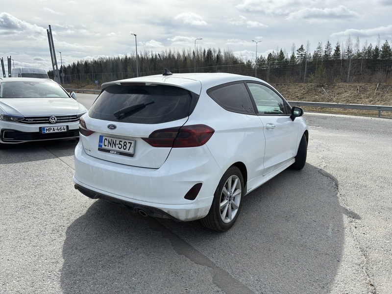 Ford Fiesta Van vaihtoauto