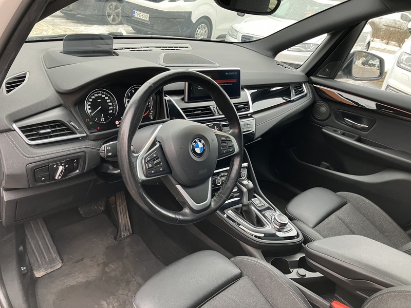 BMW 225 vaihtoauto