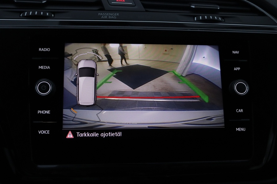 Volkswagen Touran vaihtoauto