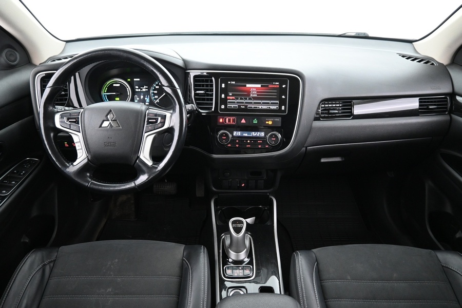 Mitsubishi Outlander PHEV vaihtoauto