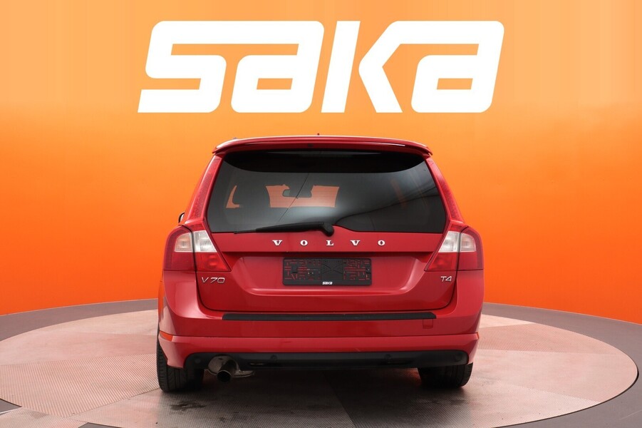 Volvo V70 vaihtoauto
