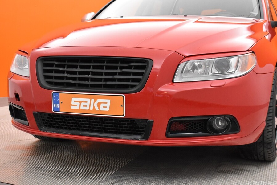 Volvo V70 vaihtoauto