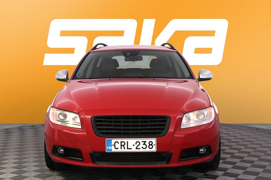 Volvo V70 vaihtoauto