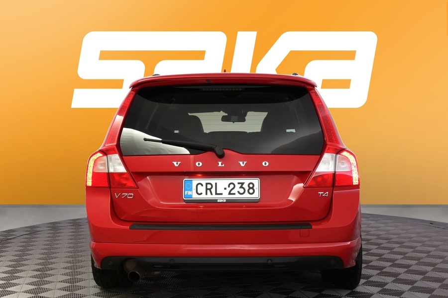 Volvo V70 vaihtoauto