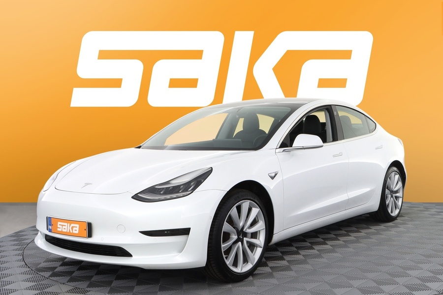 Tesla Model 3 vaihtoauto