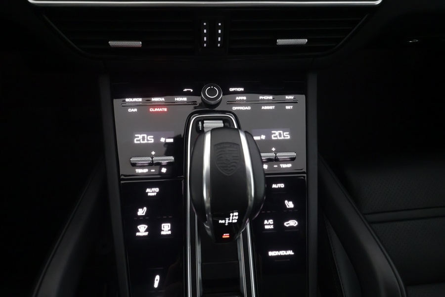 Porsche Cayenne vaihtoauto