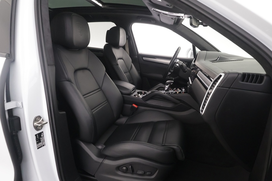 Porsche Cayenne vaihtoauto