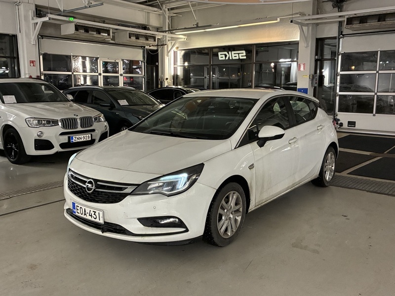 Opel Astra vaihtoauto