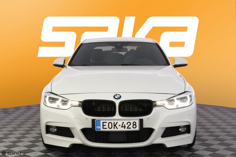 BMW 330 vaihtoauto