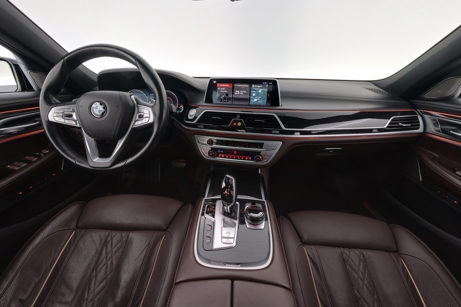 BMW 740 vaihtoauto