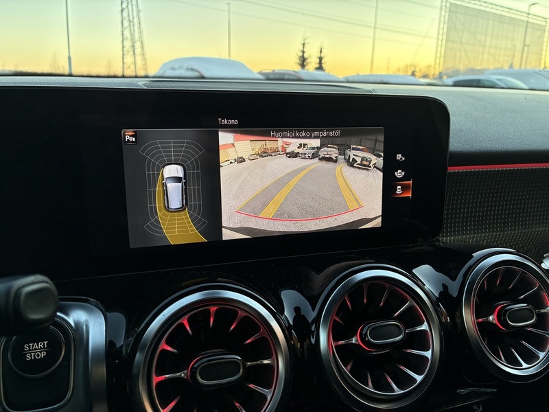 Mercedes-Benz EQB vaihtoauto