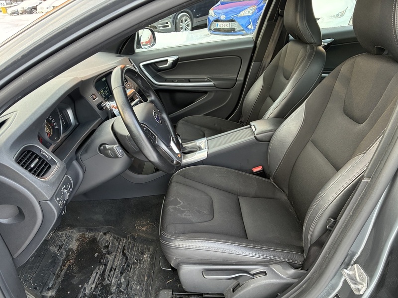 Volvo V60 vaihtoauto