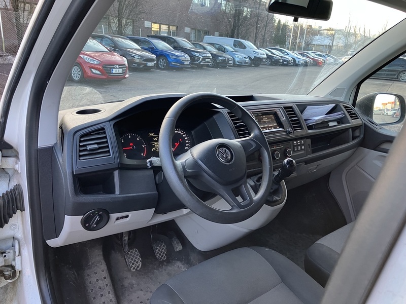 Volkswagen Transporter vaihtoauto