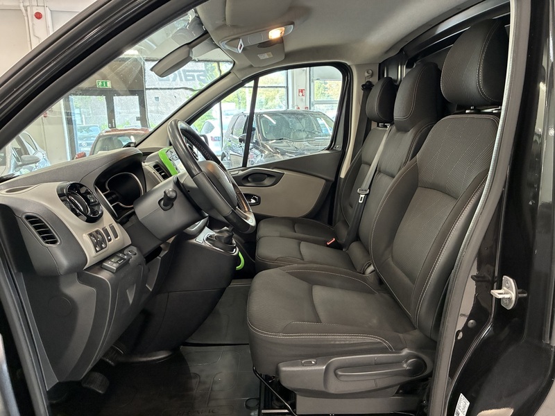 Renault Trafic vaihtoauto