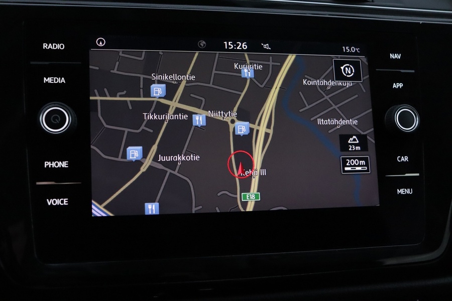 Volkswagen Touran vaihtoauto