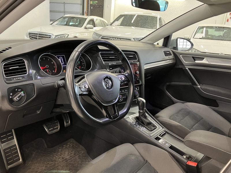 Volkswagen Golf vaihtoauto