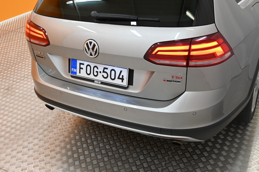 Volkswagen Golf vaihtoauto