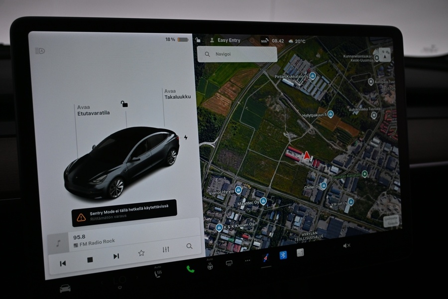 Tesla Model 3 vaihtoauto