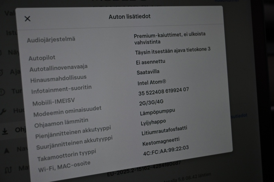 Tesla Model 3 vaihtoauto