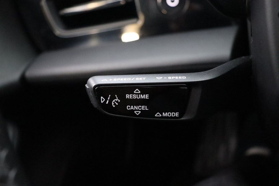 Porsche Taycan vaihtoauto