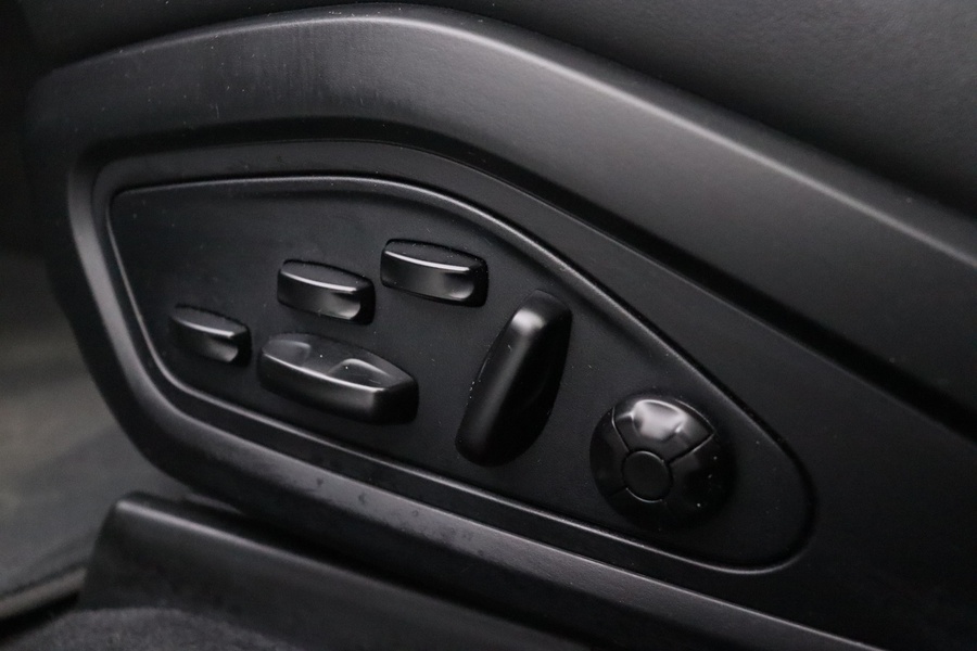 Porsche Taycan vaihtoauto