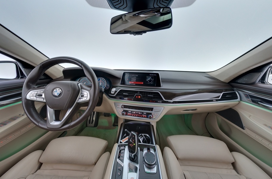 BMW 740 vaihtoauto
