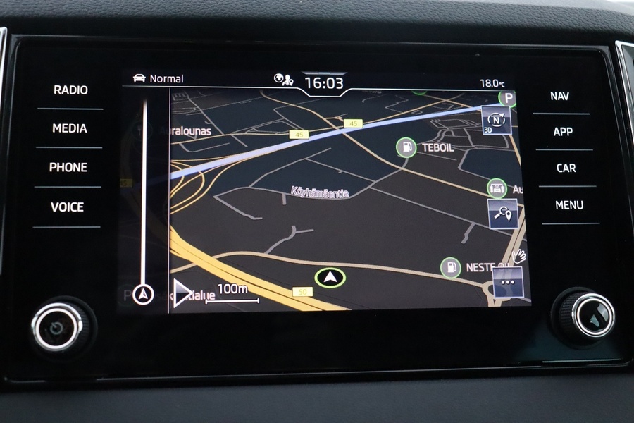 Skoda Karoq vaihtoauto