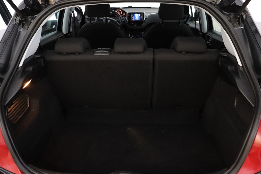 Peugeot 208 vaihtoauto