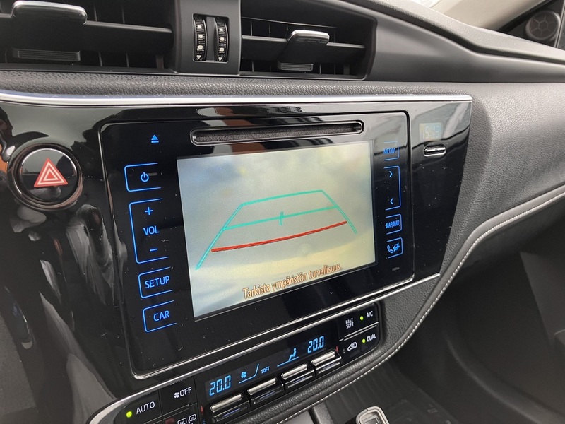 Toyota Auris vaihtoauto