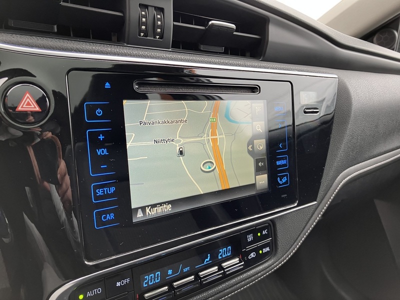 Toyota Auris vaihtoauto