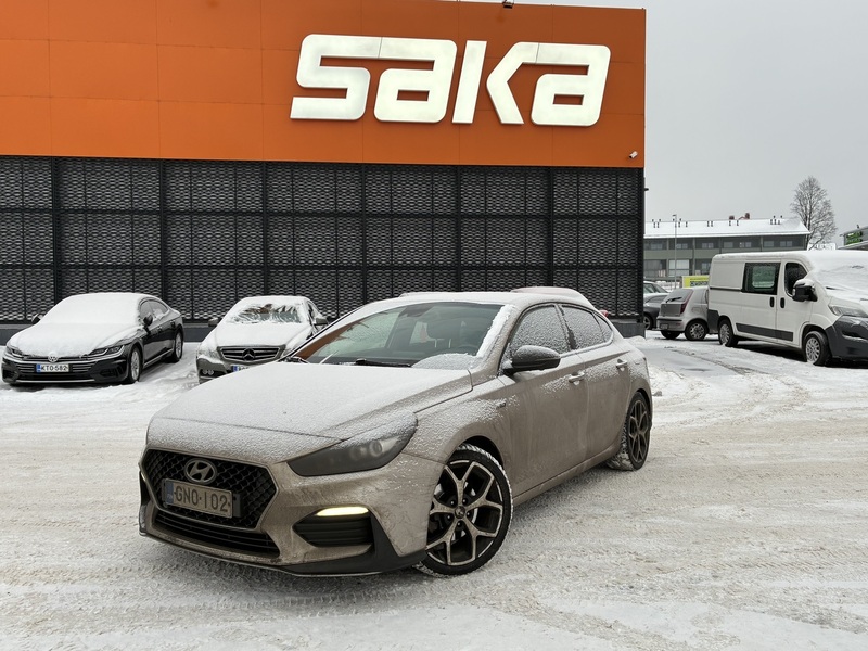 Hyundai i30 Fastback vaihtoauto